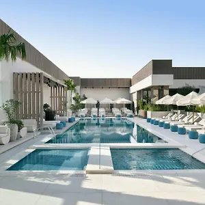 Sheraton Grand Hotel, מלון דובאי