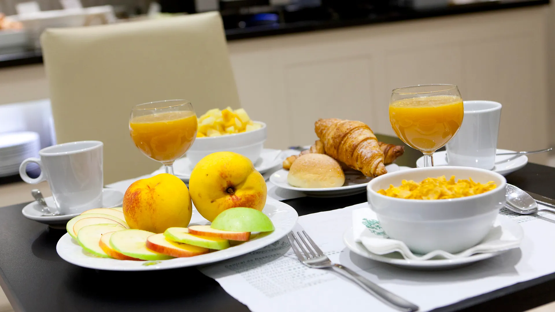 Hotel Santa Marta Барселона 2*,