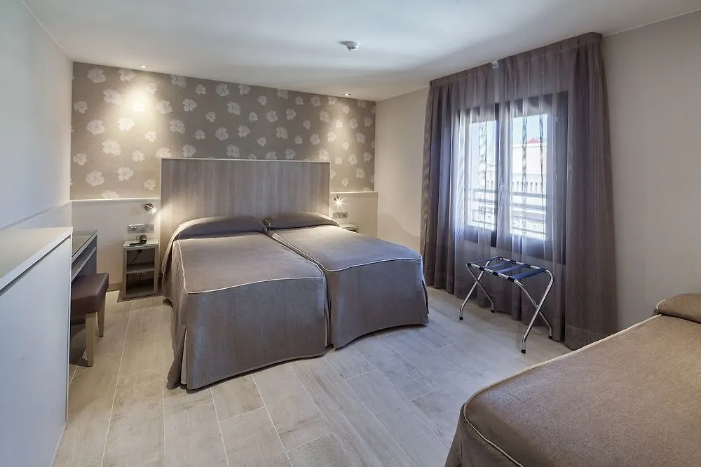 Hotel Santa Marta Барселона 2*,  Испания